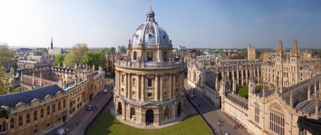 UNIVERSITY OF CAMBRIDGE AND OXFORD - Law essay